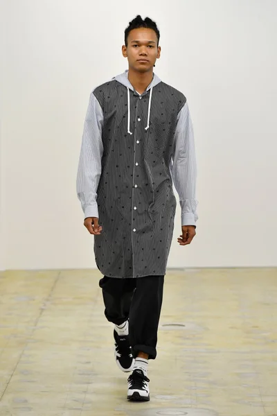 Look 37